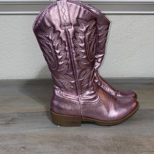 Metallic pink cowboy boots